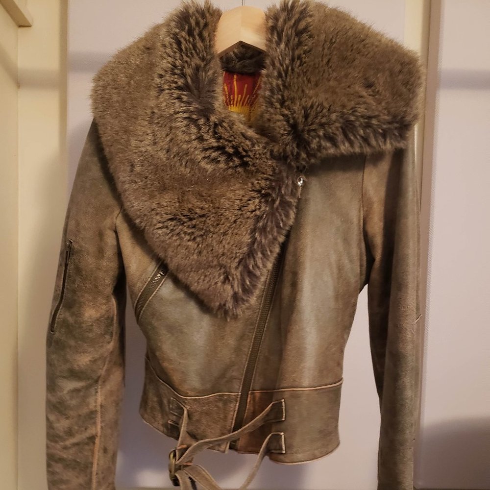 LAMB by Gwen Stefani Bomber Jacket FALL 2004 Size 6